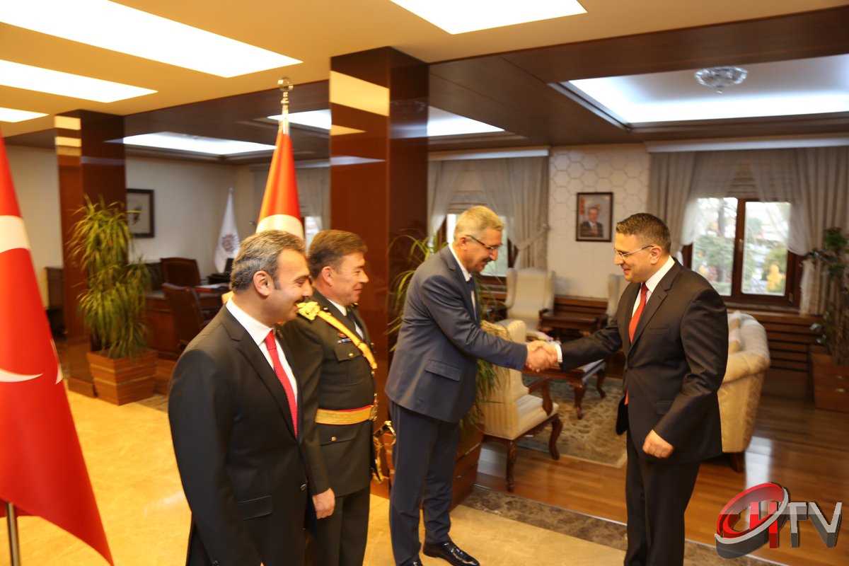 29 EKİM'DE ÇORUMDA COŞKULU KUTLAMA