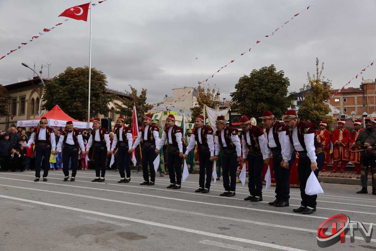29 EKİM'DE ÇORUMDA COŞKULU KUTLAMA
