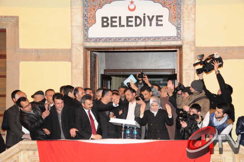 MUZAFFER KÜLCÜ HALKI SELAMLIYOR