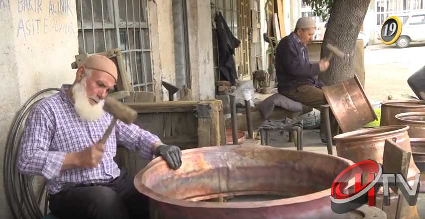 Çorum'da Bakırcılıkta son çekiç sesleri