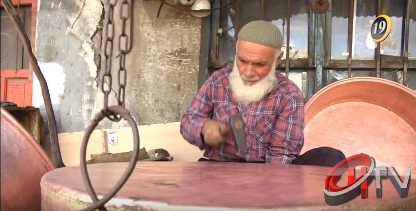 Çorum'da Bakırcılıkta son çekiç sesleri