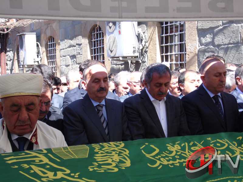 AGAH KAFKASIN BABASI VEFAT ETTİ