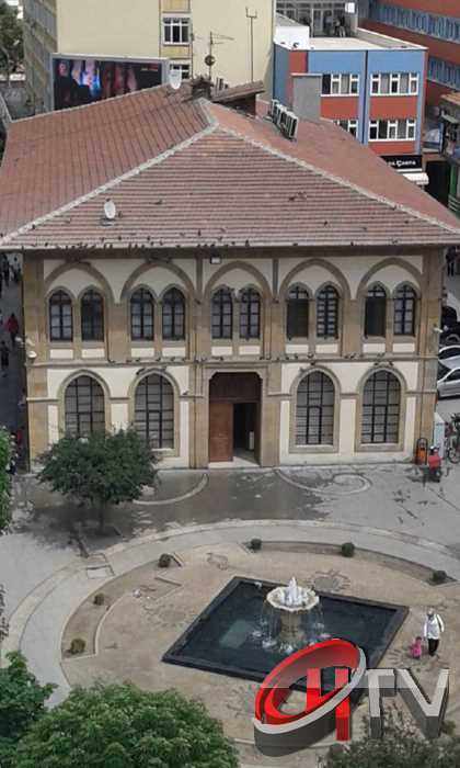 çorum Kız meslek Lisesi Hitit Defilesi