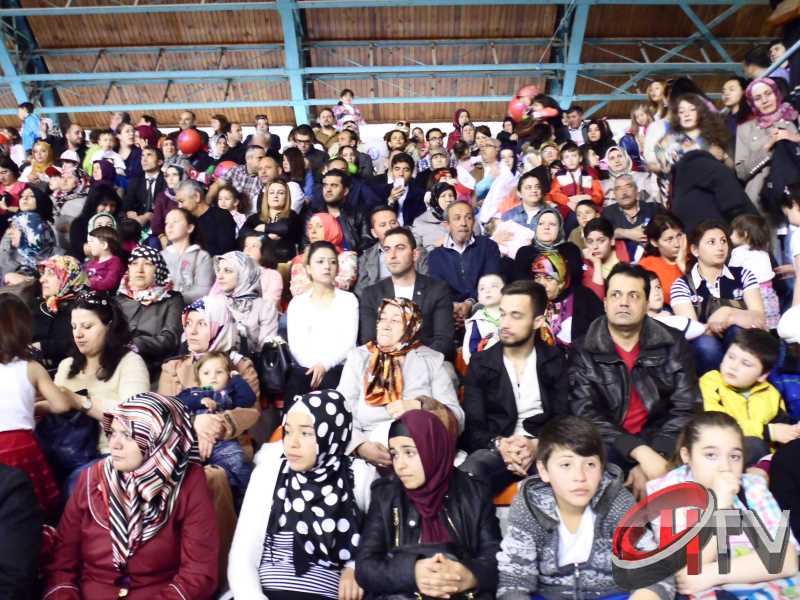 ÇORUM'DA 23 NİSAN KUTLAMALARI 