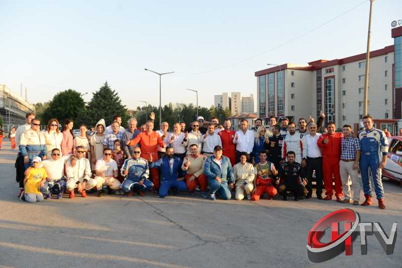 HİTİT RALLİSİNDE ÖDÜL TÖRENİ
<iframe width="420" height="315" src="https://www.youtube.com/embed/XmSG3T7-XzQ" frameborder="0" allowfullscreen></iframe>