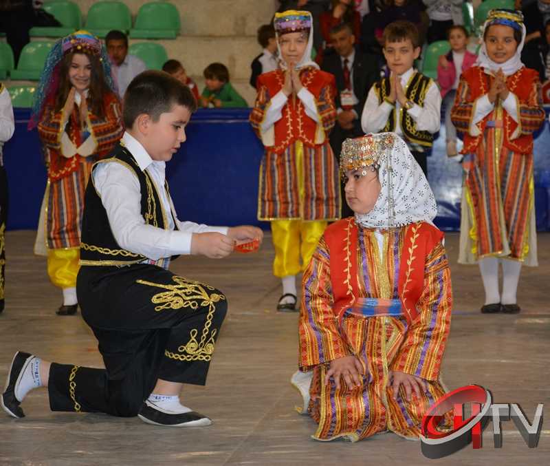 ÇORUM'DA 23 NİSAN KUTLAMALARI 