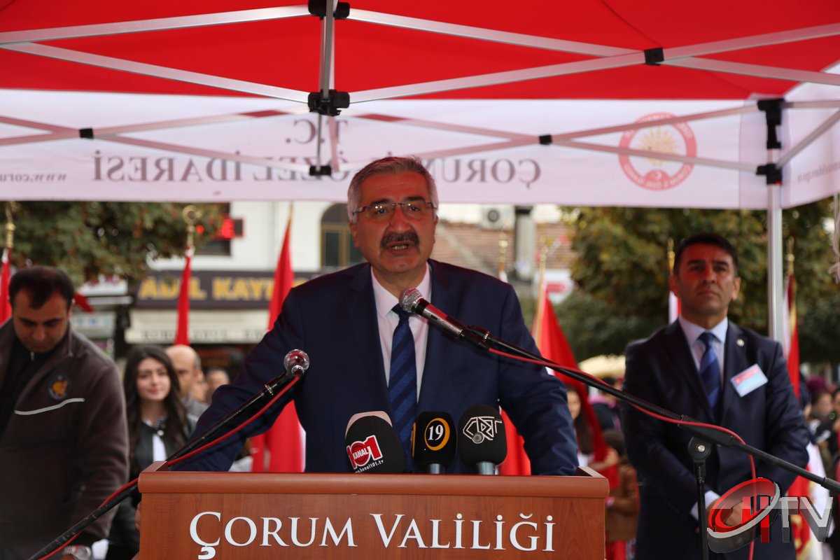 29 EKİM'DE ÇORUMDA COŞKULU KUTLAMA