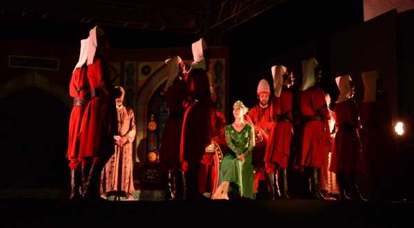 Harem Hititlerin başkenti Hattuşa'da sahnelendi