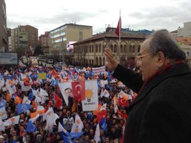 KARE KARE AK PARTİ SEVGİ YÜRÜYÜŞÜ