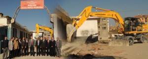 ÇORUM BELEDİYESİ ESKİ ADLİYE BİNASI YIKIMI 