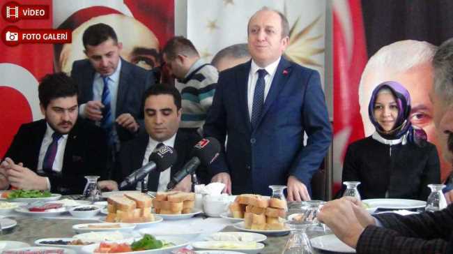 AK PARTİ ÇORUM GAZETECİLERİ UNUTMADI 