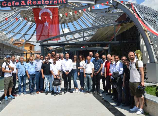 Ak Parti Çorum İl Başkanı Ahlatcı, Basın mensuplarıyla  bir araya geldi