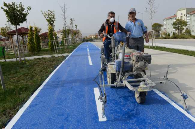 Akkent’e 870 metre Bisiklet Yolu