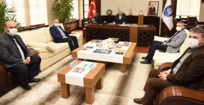 Başkan Aşgın Koronayı yendi görevine döndü
