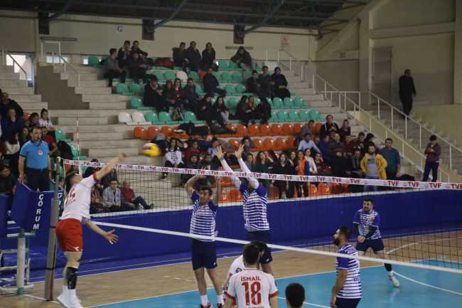 Çorum Belediye yarı final grubuna yükseldi
