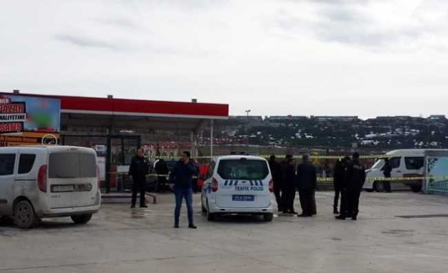 Çorum'da benzinlikte silahlı kavga 1 yaralı