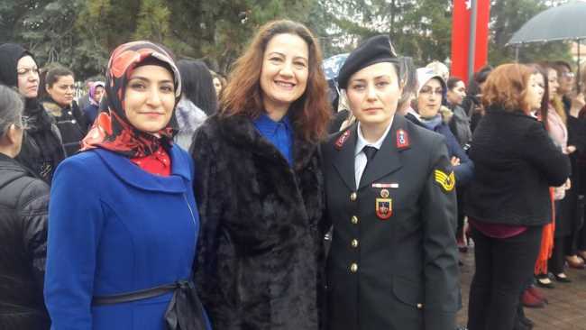 ÇORUM'DA KADINLAR GÜNÜ KUTLAMALARLA BAŞLADI 