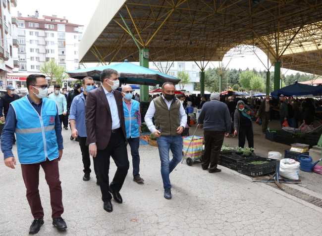 Çorum Valisi Mustafa Çiftçi Pazar Yeri denetimine Katıldı!