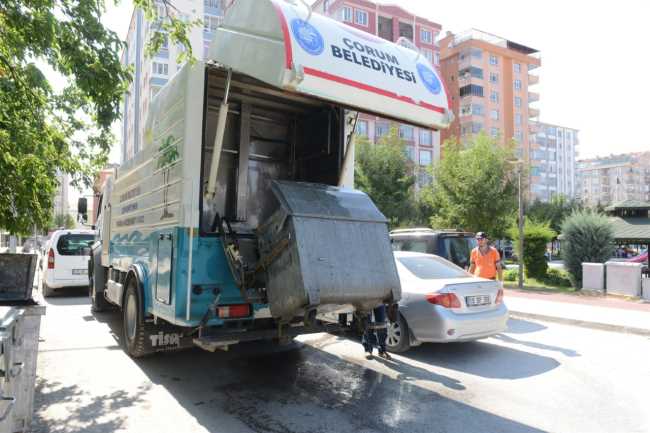 Konteynırlar dezenfekte edilmeye devam ediyor