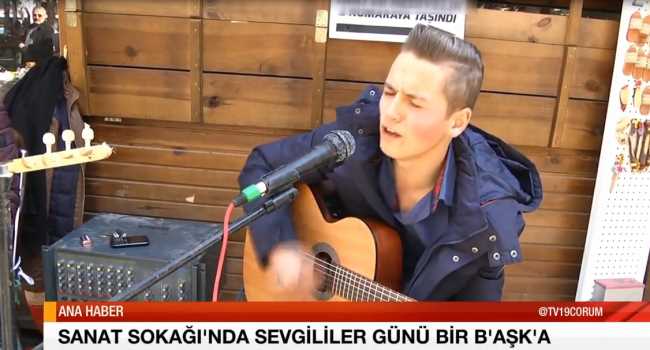 SANAT SOKAĞI’NDA SEVGİLİLER GÜNÜ BİR B'AŞK’A