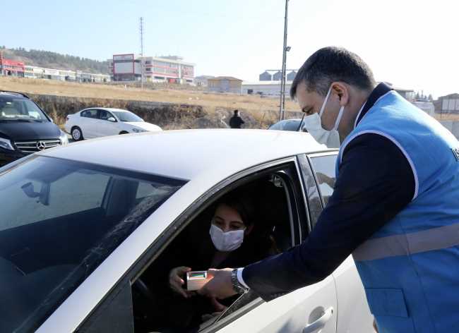 Vali Mustafa Çiftçi  Trafik uygulama  noktasında denetimi yaptı!