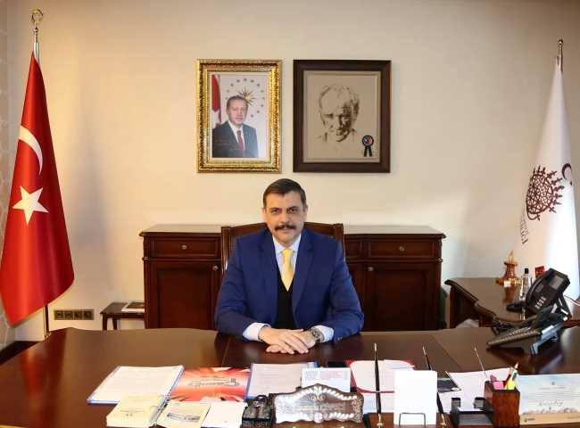 Vali Mustafa Çiftçi Çorum'da 4'üncü piki yaşıyoruz!