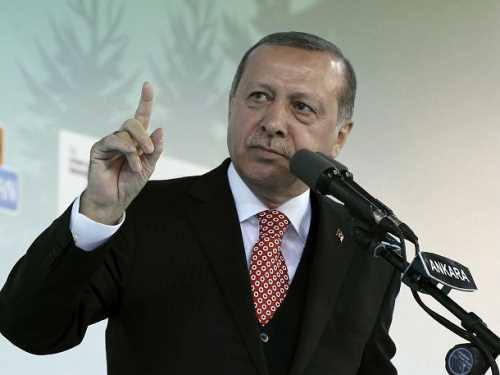 CB: ERDOĞAN "PARTİNİN ŞEREFİ HERKESİN ŞEREFİNİN ÖNÜNDEDİR"