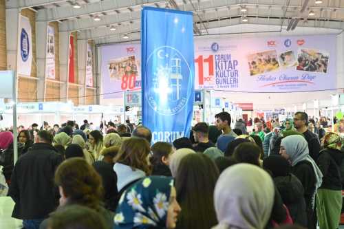 Çorum Belediyesinin 11.Kitap fuarına Tam Puan