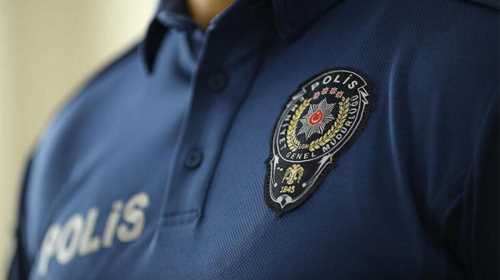 Çorum’da polis memuru Covid-19’dan hayatını kaybetti.