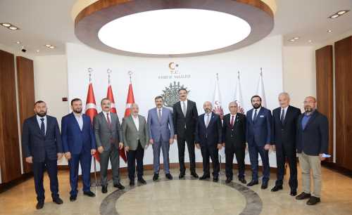 Gençlik ve Spor Bakan Yardımcısı Sinan Aksu Vali Çiftçi'yi ziyaret etti