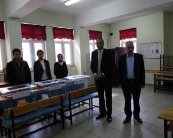 MHP BELEDİYE BAŞKAN ADAYI OYUNU KULLANDI