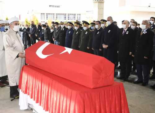 Şehidimiz son yolculuğuna uğurlandı