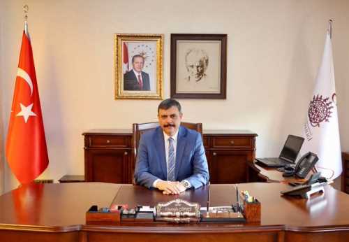 Vali Mustafa Çiftçi Çorumluların 2020 yılını tebrik etti