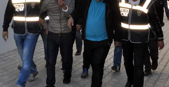 “Selam Tevhid’de kumpas” soruşturması kapsamında gözaltına alınan şüpheli sayısı 14’e çıkarken 12 kişinin ise yakalanması için çalışmaların sürdüğü öğrenildi.