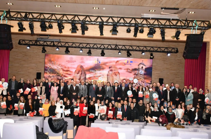 182 Öğretmen ve 15 Okula Kalite Etiketi