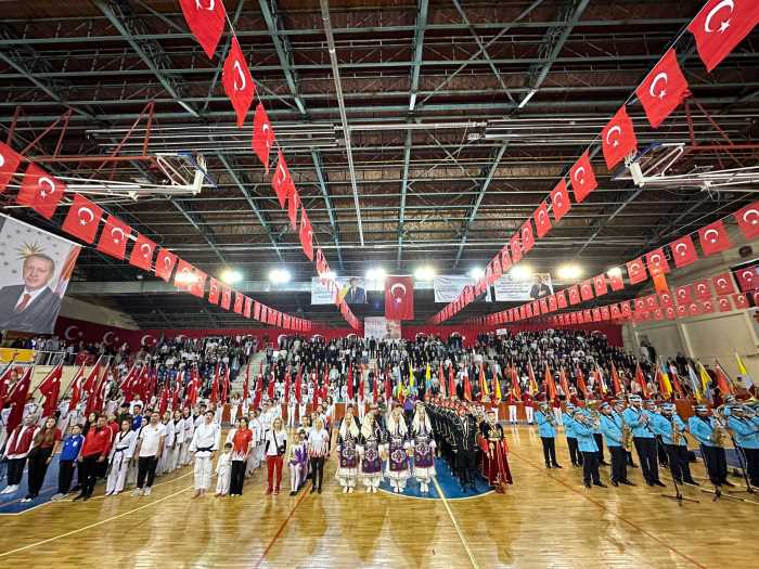 19 Mayıs Atatürk'ü Anma, Gençlik ve Spor Bayramı Çorum'da Kutlandı