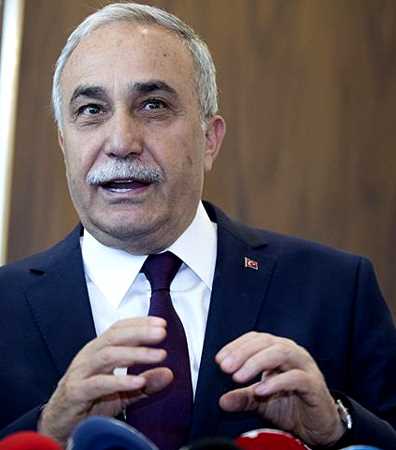 Ahmet Eşref Fakıbaba Ak Partiden İstifa Etti 