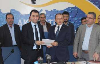 Ak Parti Aday adayı Berat Uzun'un Basın açıklaması