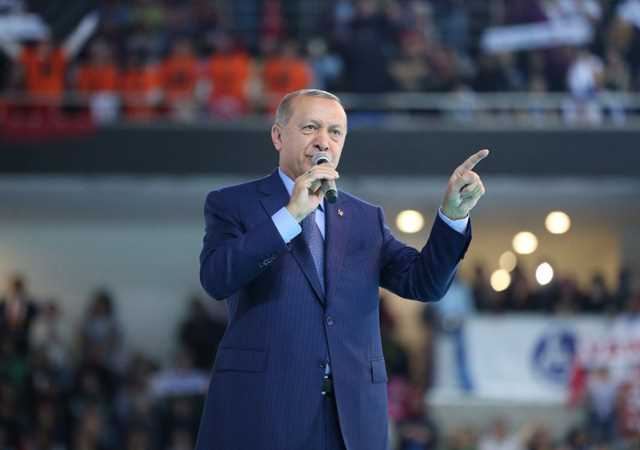 AK Parti Sahada Karşılığı Olmayan isimlerle vedalaşıyor!