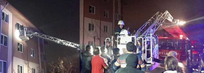 AKENT'te Yangın 1 Ölü 10 kişi zehirlendi 