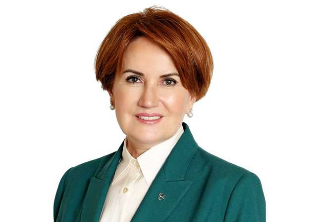 Akşener yeni parti için tarih verdi!