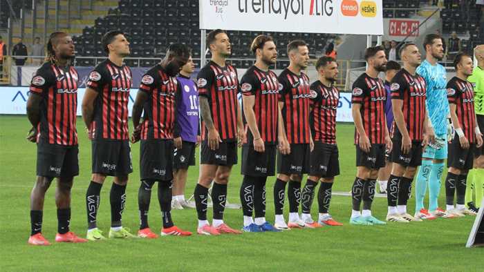 Arca Çorum FK’ın En Büyük Sorunu Yanlış Sistem Israrı!