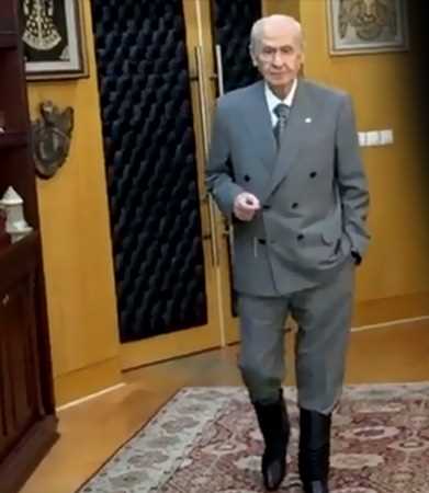 Bahçeli'den BMBG'ye ve Rumlara ''çizmeli'' mesaj