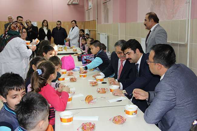 ÇOCUKLAR ÇORBAYI ÇOK SEVDİLER