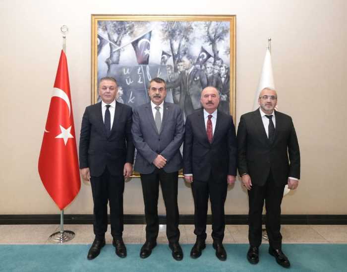 Çorum'a  Eğitim Hamlesi!