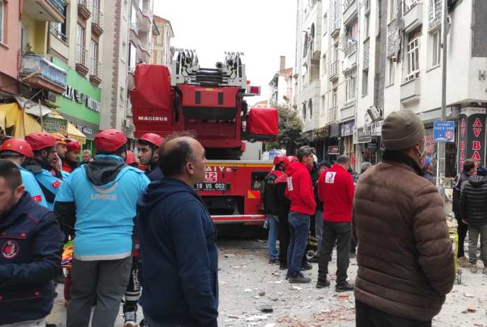 Çorum'da Doğalgaz Bomba Gibi Patladı 33 Yaralı 1 Ölü