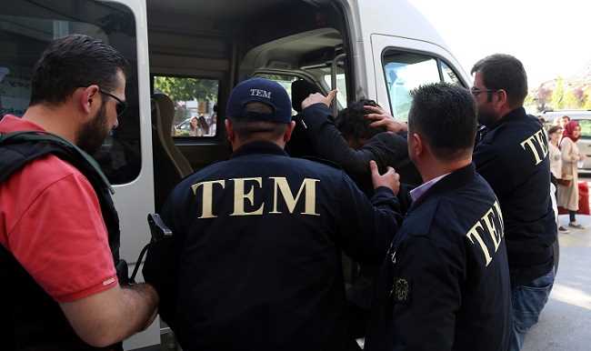 ÇORUM’DA İKİ GAZETECİ  FETÖ’DEN TUTUKLANDI
