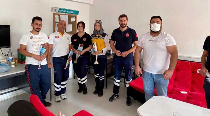 Çorum Ülkü Ocakları'ndan Sağlık Çalışanlarına moral desteği