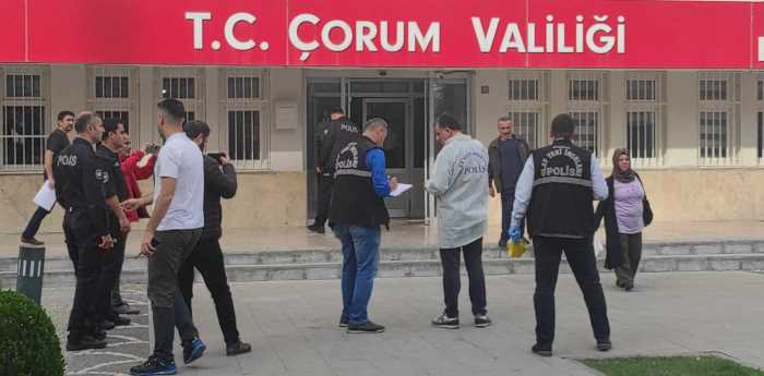 Çorum Valiliği önünde silahlı yaralama!