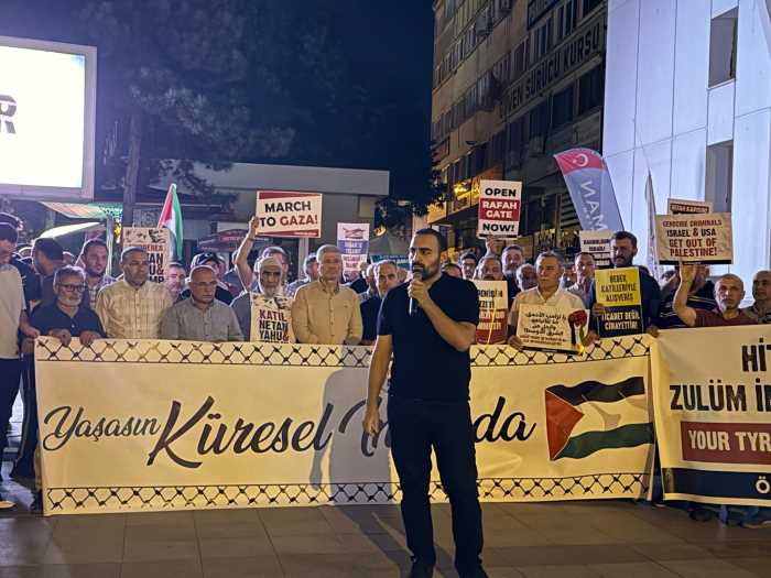Çorumlu vatandaşlar İsrail'in Filistin'e uyguladığı ablukayı protesto etti!